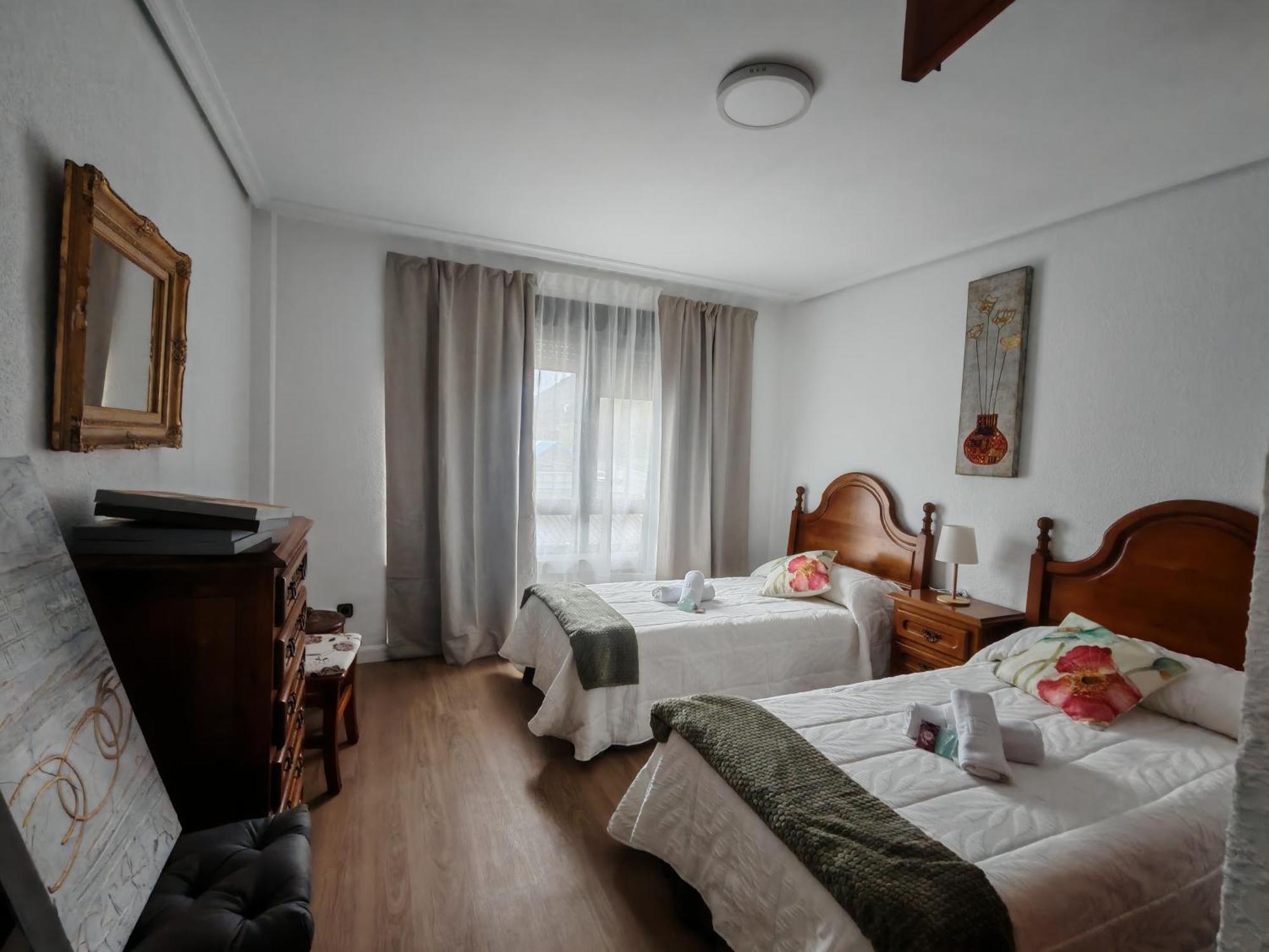 Hotel El Coterin Apartamentos Y Habitaciones アレナス・デ・カブラレス エクステリア 写真